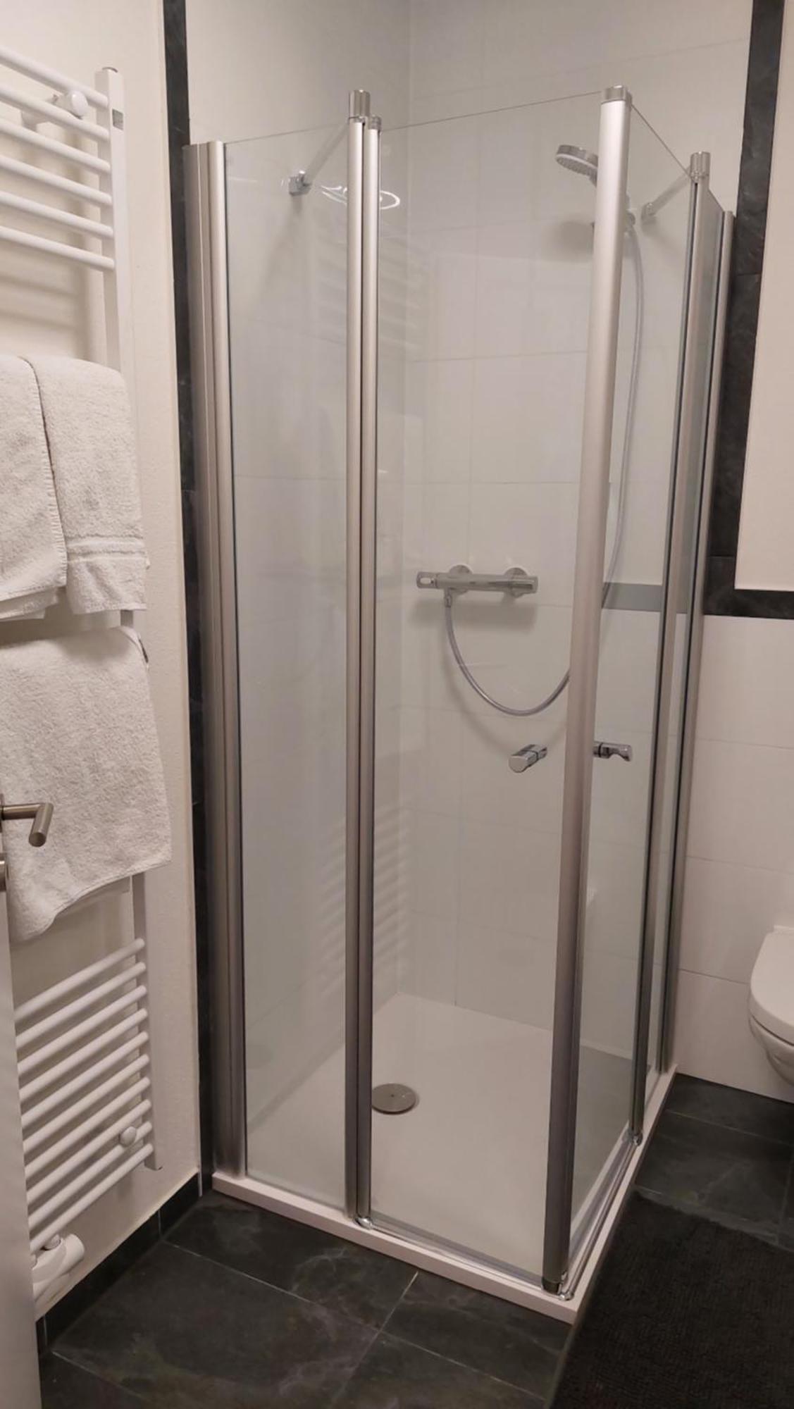 Ferienwohnung Lieser Am Markt Ngoại thất bức ảnh